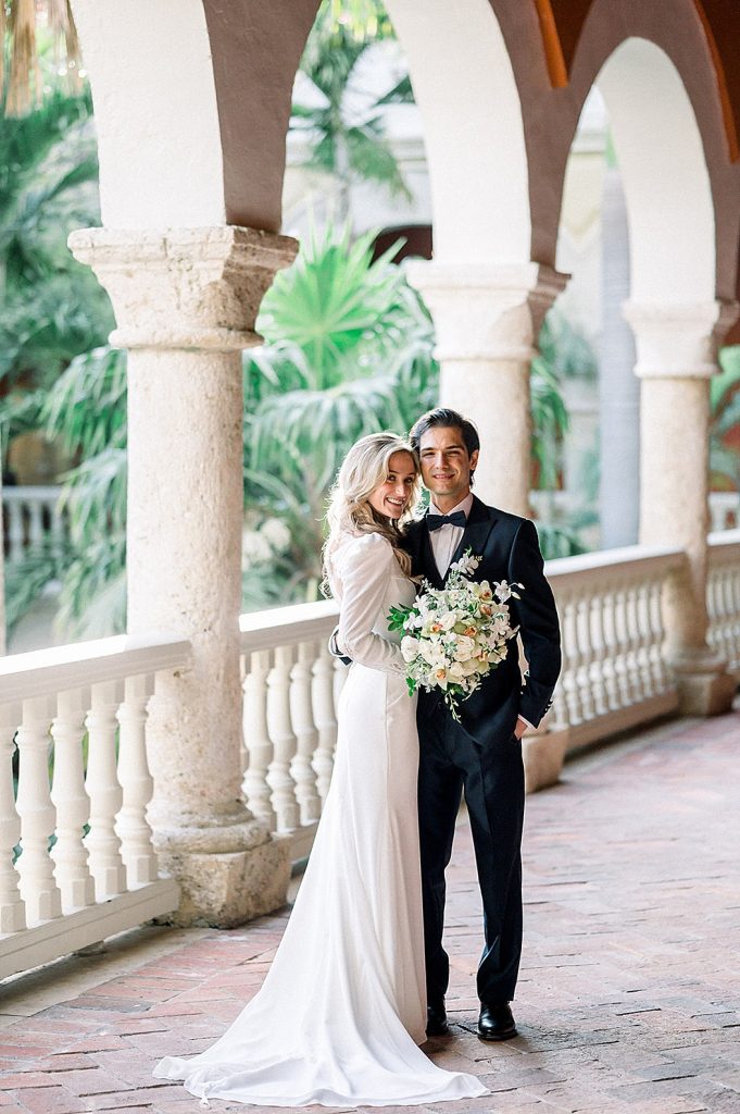 Wedding Getting Ready SANTA CLARA Hotel Cartagena Colombia Destination wedding photographer