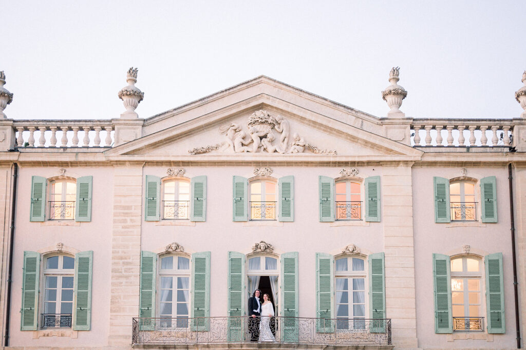 DINER - Editorial fashion wedding couple session at chateau de tourreau