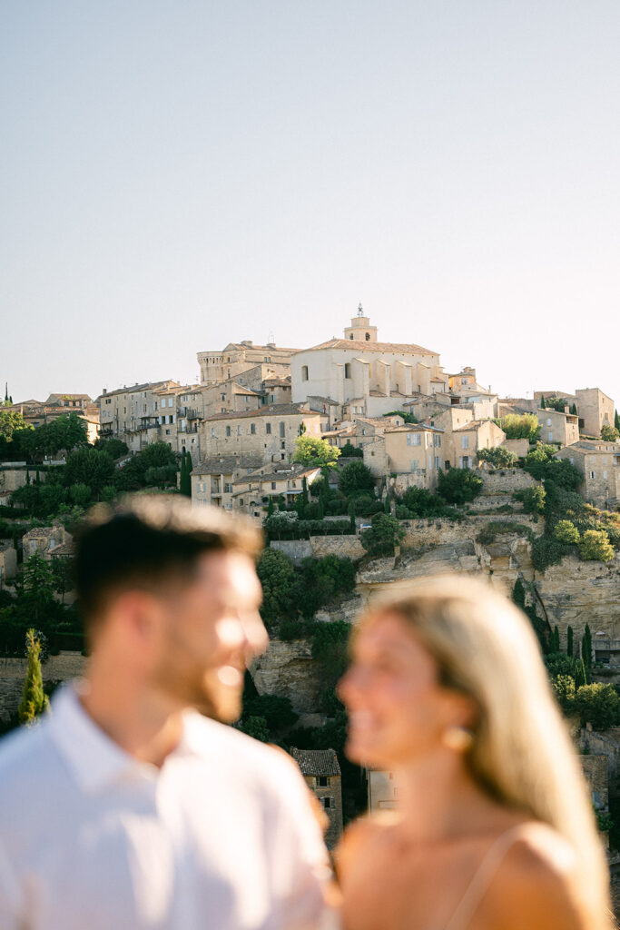 engagement photoshoot at the Gordes viewpoint with village backdrop